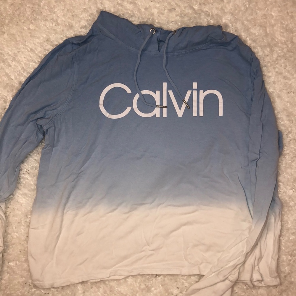 Long sleeved hooded shirt